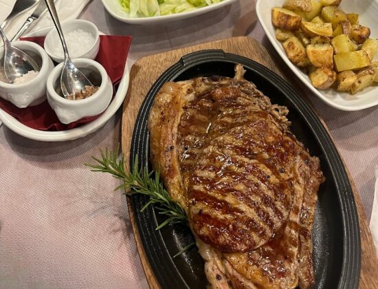 Blunt – Vizi E Felicità