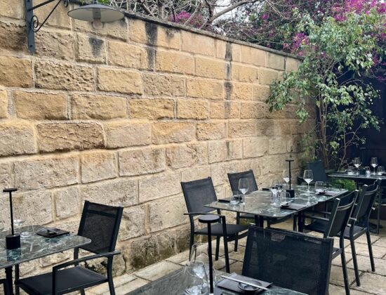 LivingStone Restaurant