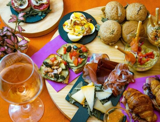 Too Much – Brunch e Café