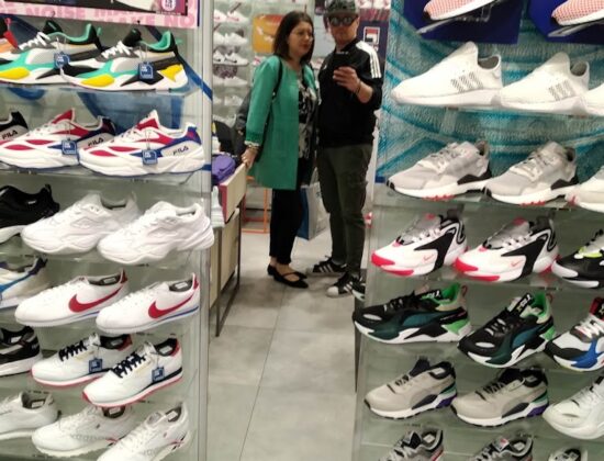 Aw Lab C/O Centro Commerciale di Cavallino